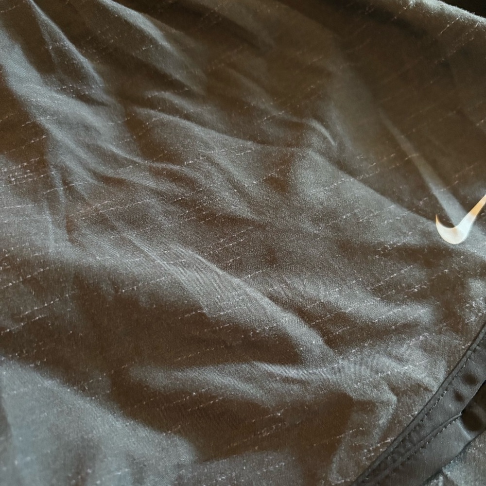 Nike Tempo Dri-FIT Running Shorts in Gray Black Combo, Lined, Size Medium. - Picture 5 of 7